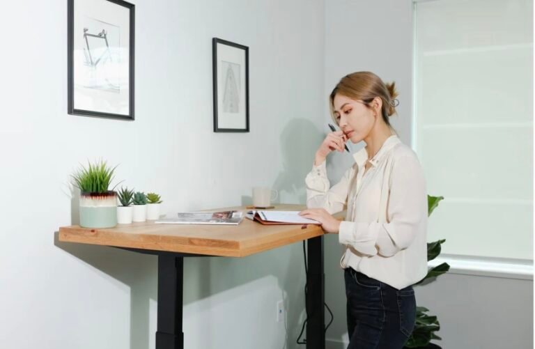Top Picks for MotionGrey Standing Desk Canada: Work Smarter, Stand Taller