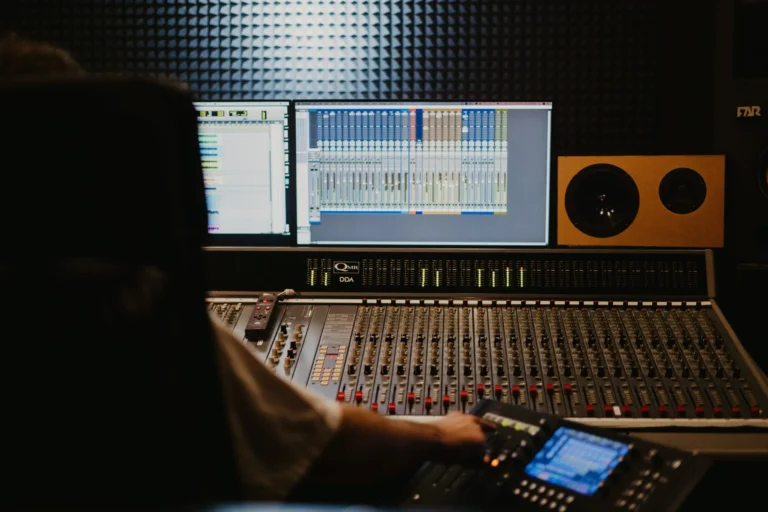 Crafting the Future of Sound: Ideal Programs in Sound Engineering and Production Education
