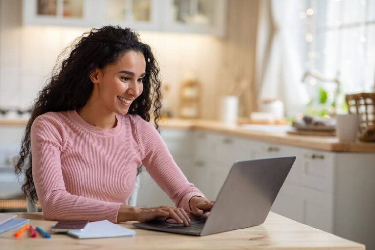 How to Choose the Right Expat Tax Software Based on Your Income Sources