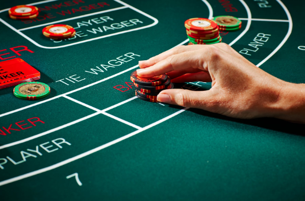 Tips for Playing Online Baccarat at Fun88