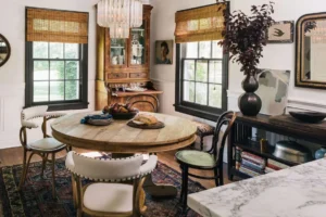 A Simple and Stylish Way to Organize Your Dining Room