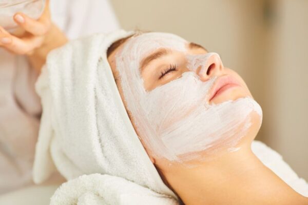 Here's Why a Level 3 Beauty Therapy Course Could Be Your Next Big Move