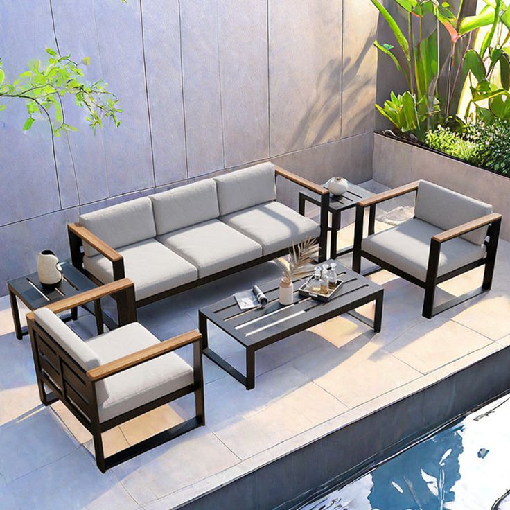 COMPREHENSIVE GUIDE TO RESTAURANT TABLE AND CHAIR