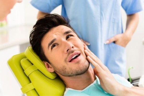 Top 7 Signs You Need Emergency Dental Care Immediately