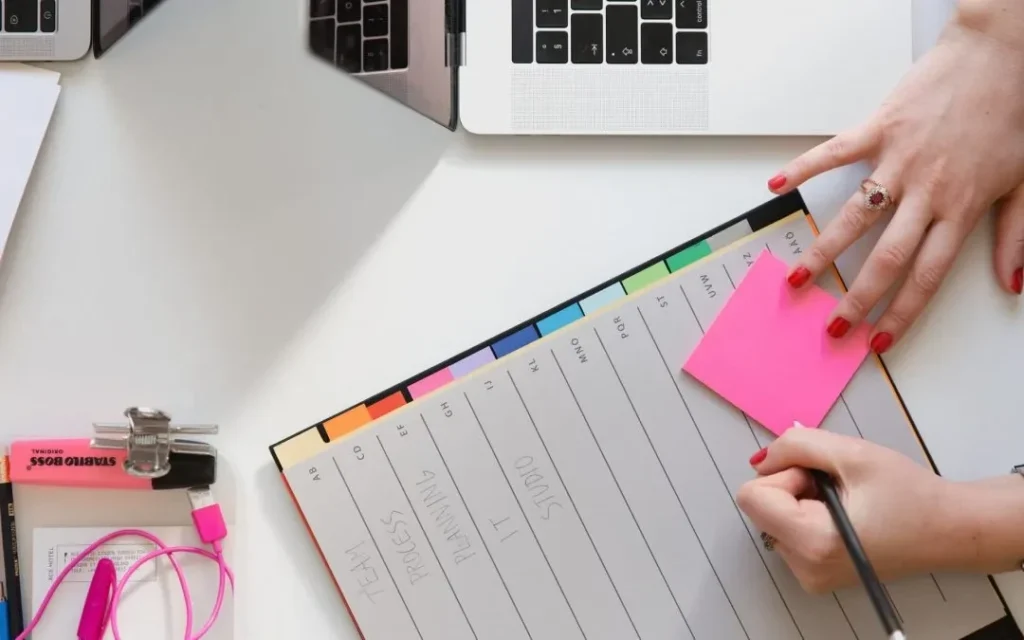 The Subtle Reminder: How Branded Sticky Notes Keep You Top-of-Mind